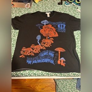urban outfitters orange and blue mushroom t-shirt